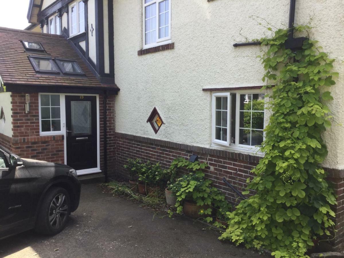 Maggi'S Home From Home Sheffield Exterior photo